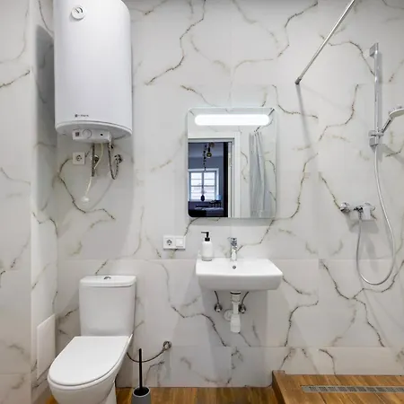 на площі ринок 3 Apartment *