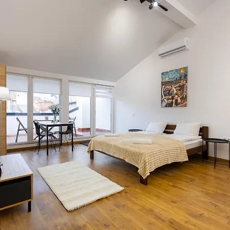 Apartment на площі ринок 3 Lviv