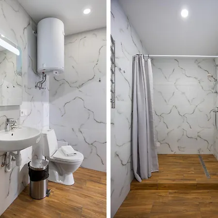 на площі ринок 3 Apartment *